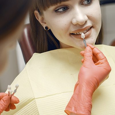 implantes-dentales-sevilla